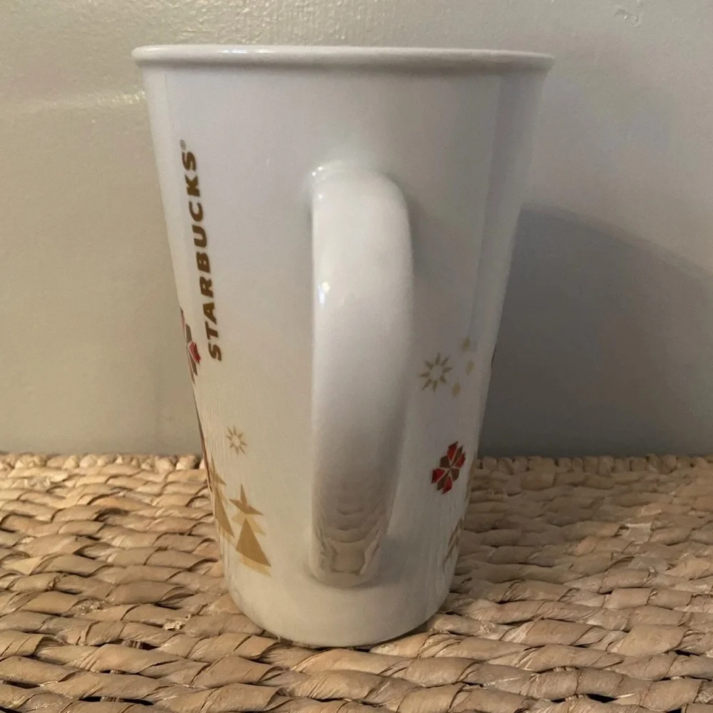 Starbucks Christmas Mug Tapered‎ 12 oz Village House Trees Holiday Winter 6”.